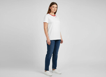 hello kitty bluzy: Esmara, Women`s T-shirt, size 2XL