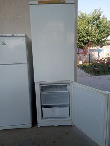 холодильник артель: Холодильник Indesit, Б/у, Двухкамерный, 60 * 185 *