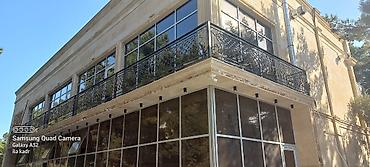 Terras üçün mükəmməl məkan – geniş açıq balkon/terrasa çıxışlı sahə