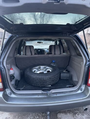 Mazda: Mazda Tribute: 2001 г., 3 л, Автомат, Газ, Кроссовер — 11