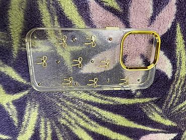 Чехлы: Набор чехлов для iPhone с большим вырезом под блок камер. В комплекте — 10