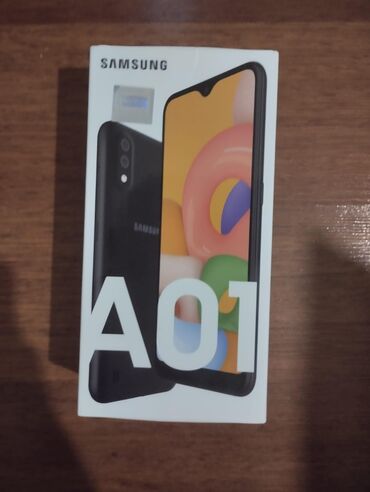 Mobil telefonlar: Samsung Galaxy A01, 16 GB, rəng - Qara, Sensor, İki sim kartlı, Face ID
