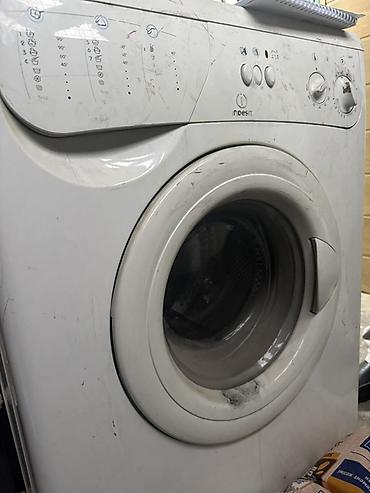 indesit: Стиральная машина Indesit на запчасть — 1
