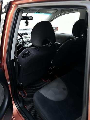 step wgn: Honda Jazz: 2007 г., 1.4 л, Вариатор, Бензин, Хэтчбэк — 7