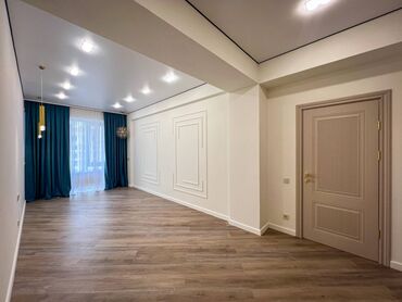 дом с мансардой: 3 комнаты, 110 м², Элитка, 9 этаж
