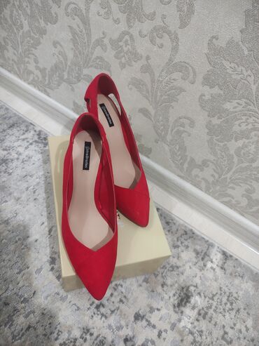 босоножки на каблуках: Туфли 37, цвет - Красный