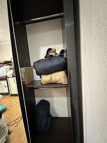 Спальные гарнитуры: Спальный гарнитур, Б/у, Двуспальная кровать, Шкаф, Комод — 4