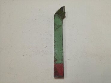 aku busilice cena: Strugarski noz 10x10mm sa vidijom HG20 desni 4980 HG20 Nije koristeno