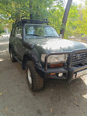 годаю: Toyota Land Cruiser: 1997 г., 4.5 л, Механика, Бензин, Внедорожник — 2