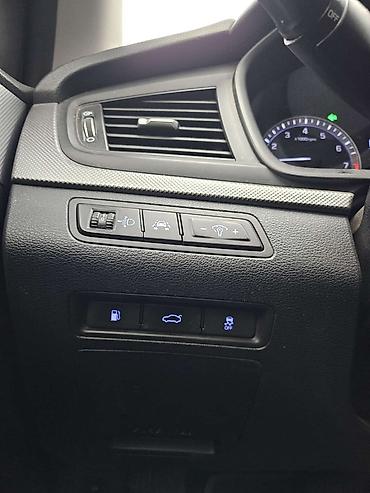 Hyundai: Hyundai Sonata: 2020 г., Седан — 17