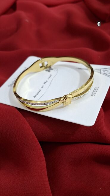 Bilərziklər: Qızılı rəngli, paslanmayan poladdan (STEEL) bəzək bilərziyi. Oval -da lalafo.az — 5 Bilərziklər: Qızılı rəngli, paslanmayan poladdan (STEEL) bəzək bilərziyi. Oval — 5