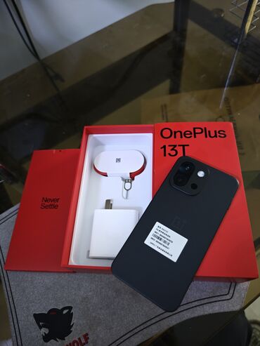 камера видеонаблюдения уличная на солнечной батарее: OnePlus 13", Новый, 512 ГБ, цвет - Черный, 2 SIM