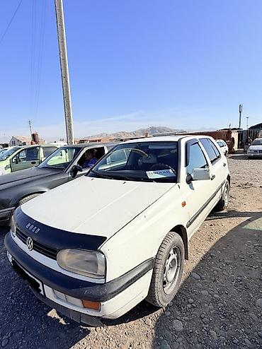 Volkswagen: Volkswagen Golf: 1994 г., 1.6 л, Механика, Бензин, Хэтчбэк — 1