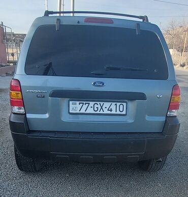 təkərlər 14: Ford Escape: 3 l | 2006 il | 300250 km Ofrouder/SUV