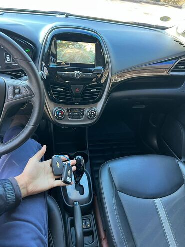 Chevrolet: Chevrolet Spark: 2021 г., 1 л, Автомат, Бензин, Хэтчбэк — 8