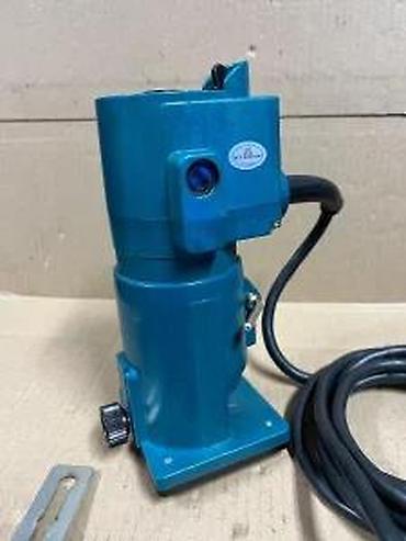 gedora za lambda sondu: Makita Trimmer 3700B – ručni glodalica/obradni trimer za drvo — 10
