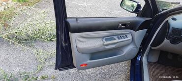 Volkswagen: Volkswagen Golf: 1.4 l. | 2000 έ. Χάτσμπακ — 10