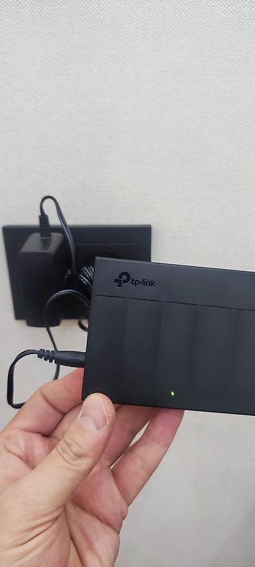 Модемы и сетевое оборудование: Продаю гигабитный HUB, TP-Link, не пользованный, без коробки, 1 000 — 3