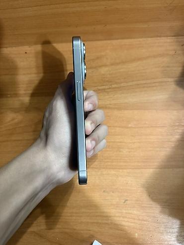 lphone x: IPhone 15 Pro, Б/у, 256 ГБ, Natural Titanium, Чехол, 80 % — 5