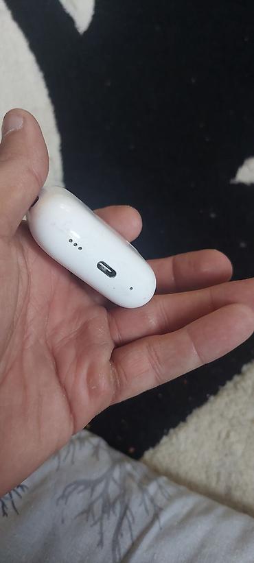 knopka: Apple airpods pro Bluetooth qulaqlıq üçün şarj qabı - Rəng: ağ - — 2
