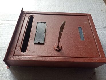 Ostali proizvodi za kuću: Poštansko sanduče sa prves četri slike, dimenzije 27 cm x 19 cm x 6 — 4