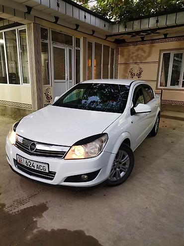 opel astra universal: Opel Astra: 2011 г., 1.6 л, Механика, Бензин, Седан — 1