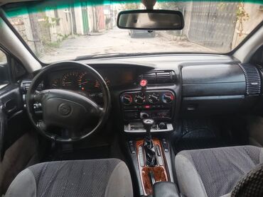 Opel: Opel Omega: 2.5 l | 1995 il 33667 km Sedan — 7