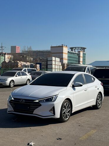 Hyundai: Hyundai Avante: 2019 г., 1.6 л, Автомат, Бензин, Хэтчбэк