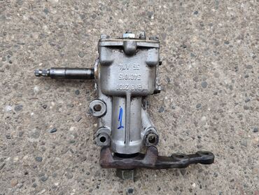 Auto delovi: Puž (glava) volana Lada 21213,21214 Niva br.1. Polovno, očuvano — 1