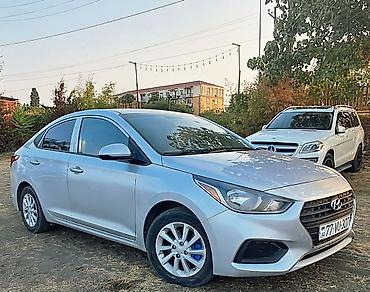avto aksesuar kredit: Hyundai Accent: 1.6 l | 2018 il Sedan — 1