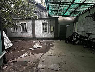 Продажа коттеджей и домов: 5 комнат, 70 м², 6 соток, Бишкек, Киркомстром Собственник — 10