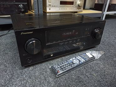 Pojačala i prijemnici: Pioneer VSX 322 sa daljincem specifikacija Tuning range: FM, MW — 3