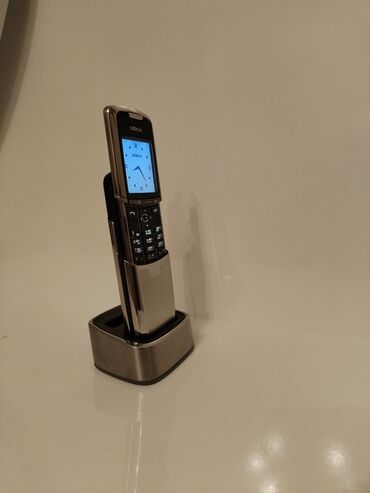 nokia c3: Nokia 8 Sirocco, 2 ГБ, цвет - Серебристый, Кнопочный