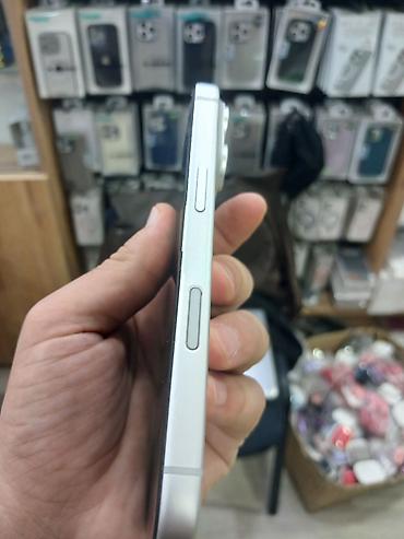 iphone 15 plus: IPhone 17 Pro, Ağ — 3