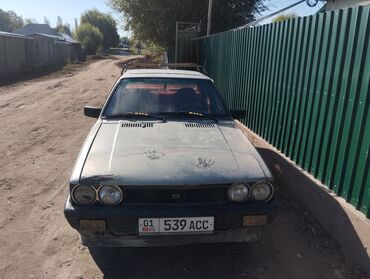 Audi: Audi 80: 1984 г., 1.8 л, Механика, Бензин, Седан