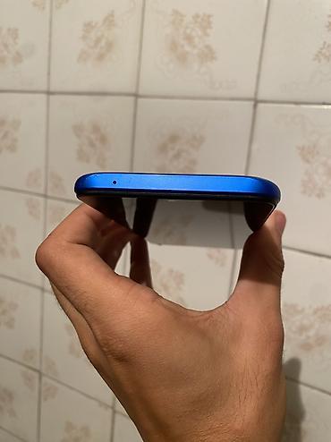 mi camera: Xiaomi, Mi 8, Б/у, 32 ГБ, цвет - Синий, 2 SIM — 4