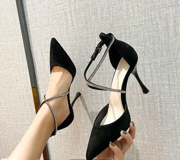 Туфли: Туфли, 37, Allshoes, Б/у, цвет - Черный, Самовывоз, Платная доставка at lalafo.kg Туфли: Туфли, 37, Allshoes, Б/у, цвет - Черный, Самовывоз, Платная доставка