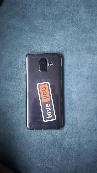 галакси а3: Samsung Galaxy A6, Б/у, 32 ГБ, цвет - Черный, 2 SIM — 1