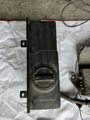 Вентиляторы: Вентилятор Mercedes-Benz 1991 г., Б/у, Оригинал — 12