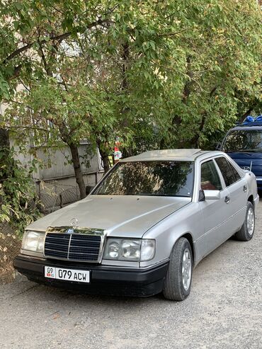 мерс бензин: Mercedes-Benz 230: 1993 г., 2.3 л, Механика, Бензин, Седан