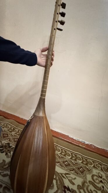 Saz: 🔹 Ana sazdır – səsi çox aydın və təmiz çıxır. 🔹 5 ildir məndədir, son — 2