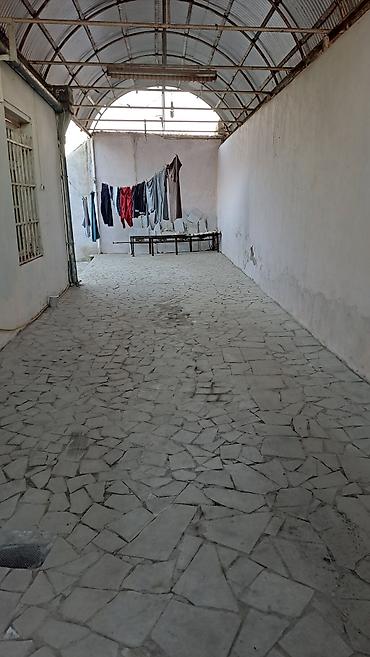 ofsiant bəy: 3 otaqlı, 130 kv. m, Orta təmir — 3