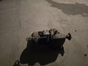 стул для кормления 3 в 1: Электродвигатель с редуктором (мотор-редуктор) цепной передачи at lalafo.kg стул для кормления 3 в 1: Электродвигатель с редуктором (мотор-редуктор) цепной передачи