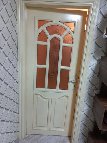 Otaq qapıları: Qonaq otağı üçün İşlənmiş Otaq qapısı Zamok ilə, Zəmanətsiz, Ödənişli çatdırılma — 12