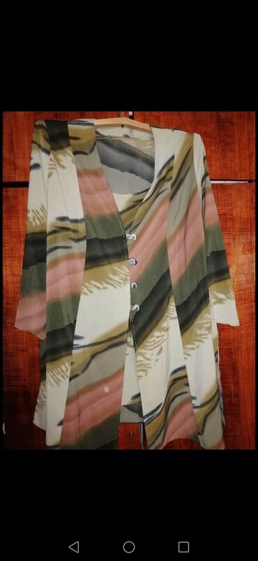 Блузки: Блузки, туники, двойки, кофточки разные на любой вкус и цвет. б/у at lalafo.kg — 6 Блузки: Блузки, туники, двойки, кофточки разные на любой вкус и цвет. б/у — 6