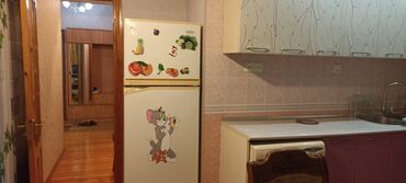 Uzunmüddətli kirayə mənzillər: Binanın önündə avtobus dayanacağı və yanında Bazarstor marketi -da lalafo.az — 7 Uzunmüddətli kirayə mənzillər: Binanın önündə avtobus dayanacağı və yanında Bazarstor marketi — 7