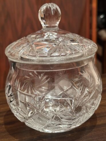 Külqabılar: Şüşə külqabılar və dekorativ qablar dəsti - Şüşə külqabı: EFES — 51