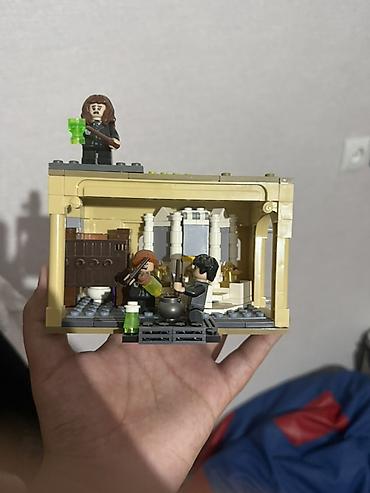 двухуров: Конструктор LEGO по мотивам «Гарри Поттера» — сцена из Хогвартса с — 1