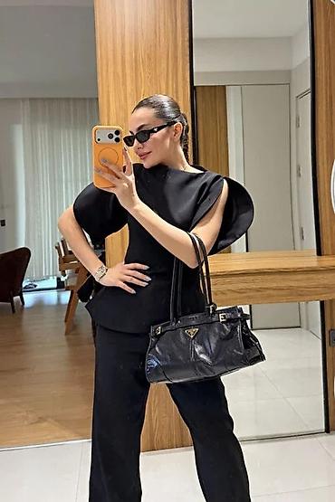 Kompleti: 2800💋
Li — 11