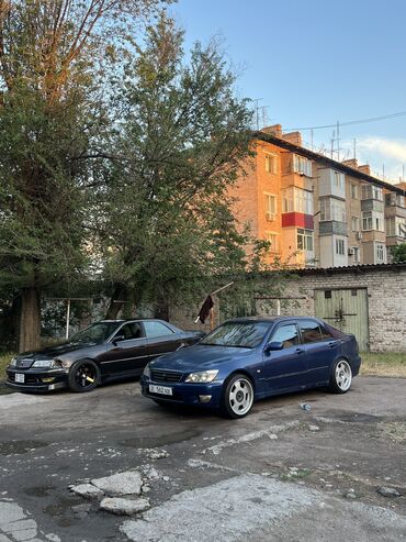 атлет спортивное питание: Toyota Altezza: 1999 г., 2 л, Автомат, Бензин, Седан